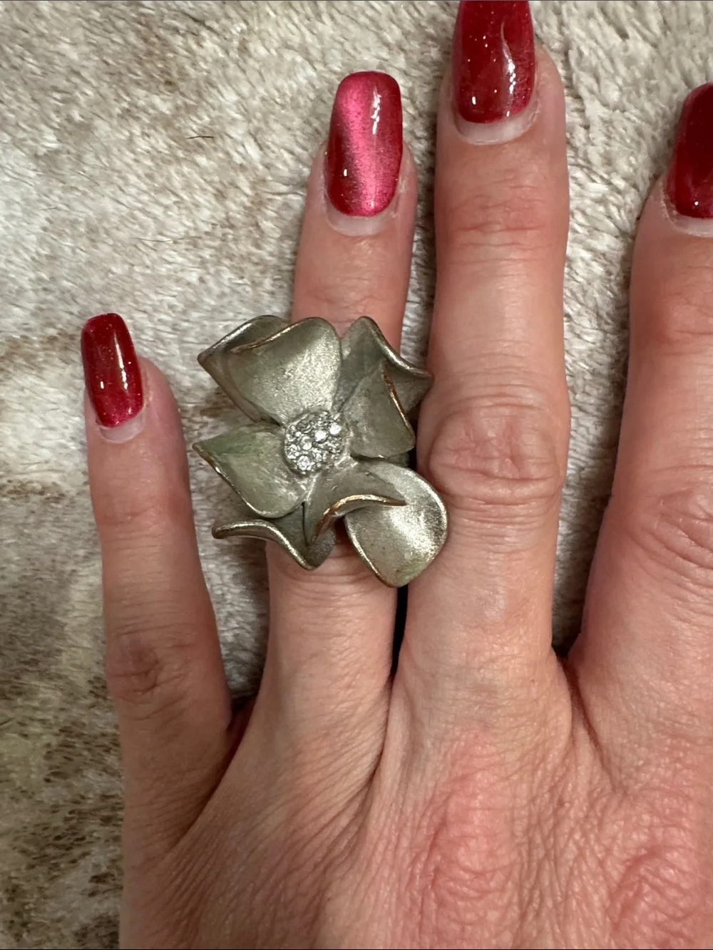 Silver Floral Cocktail Ring with Crystal Accent - Women's Statement Jewelry